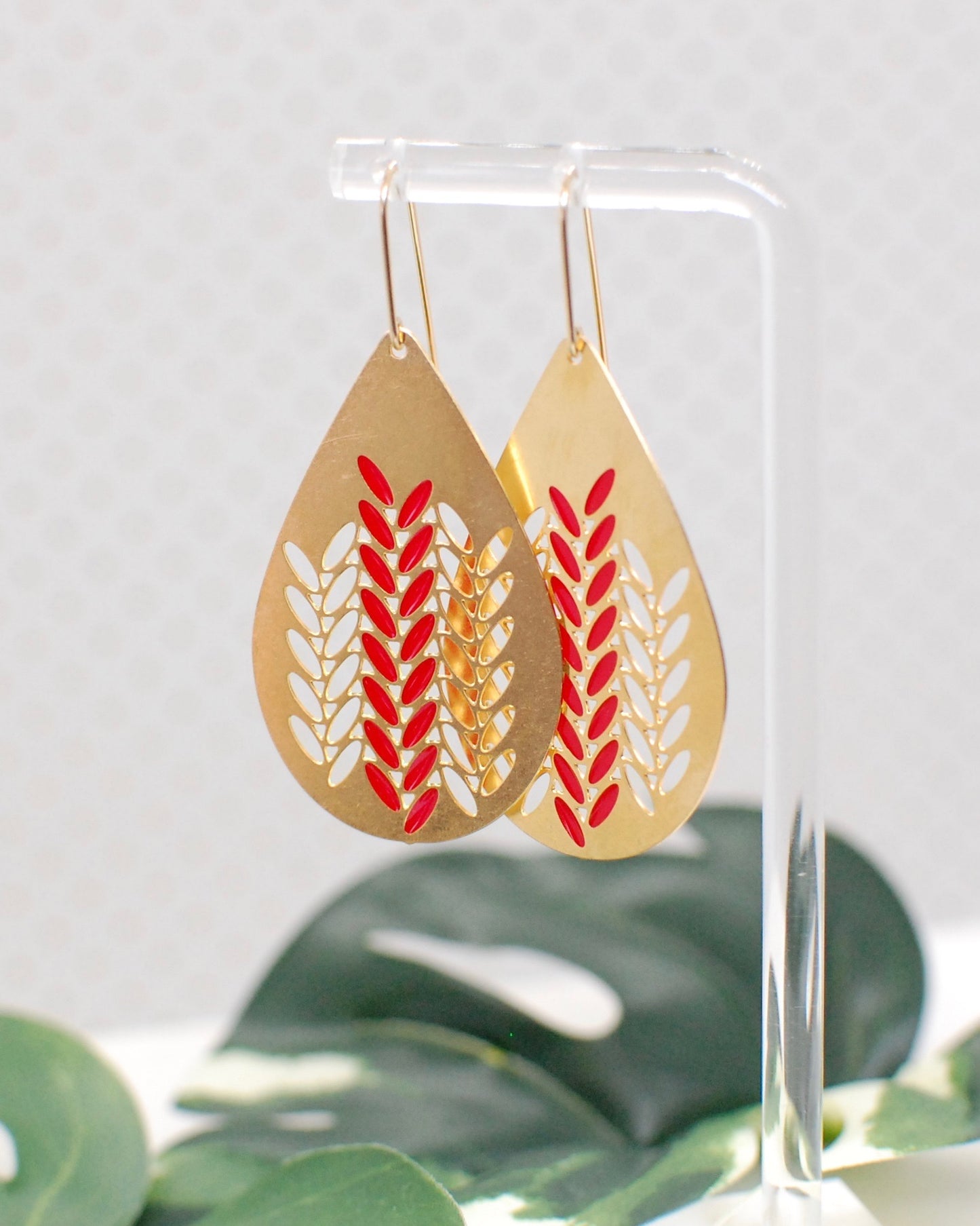 Small Triangle Necklace