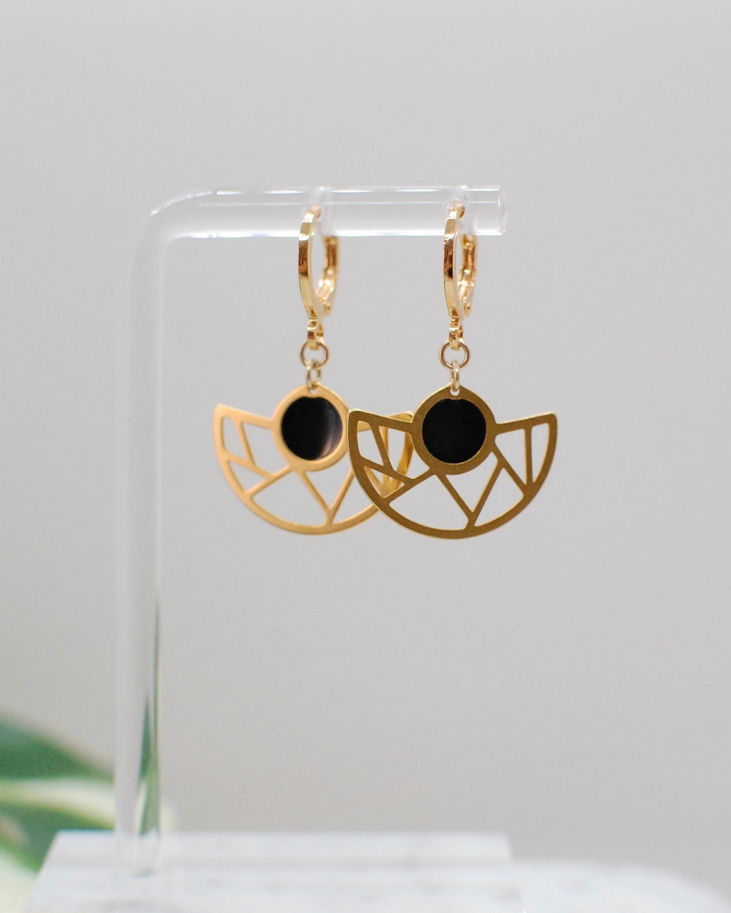 Crackled Fan Earrings