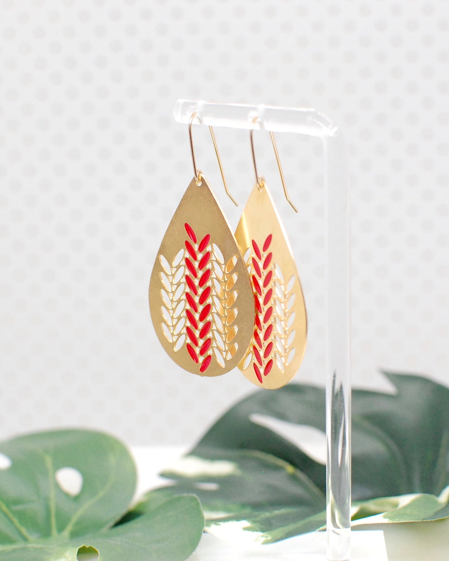Small Triangle Necklace