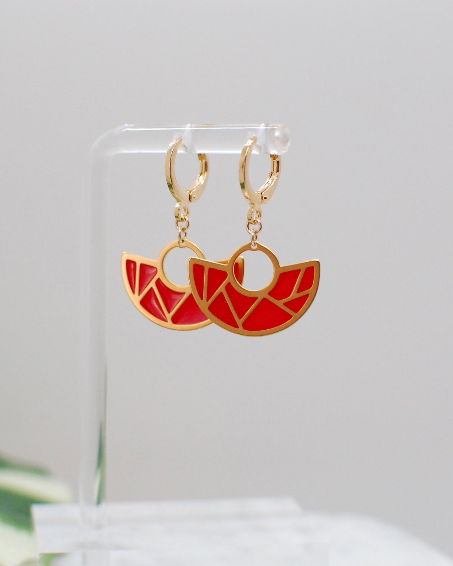 Crackled Fan Earrings